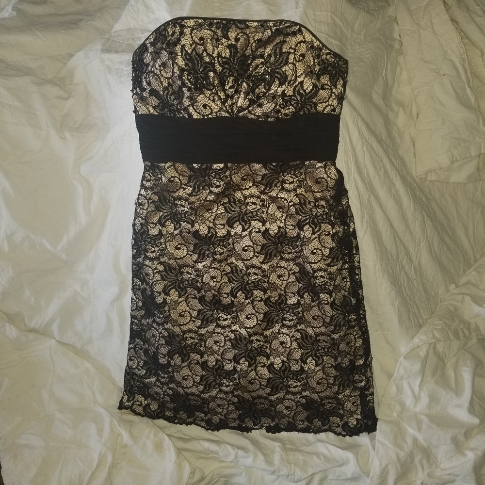 White House Black Market Cocktail Dress NWOT